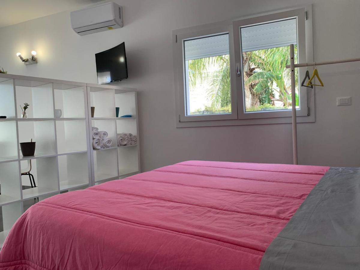 White House Monolocale Apartment Avola Bagian luar foto